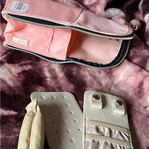 Travel makeup bag